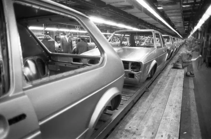 Framed Print : Production of the Golf at the VW plant on 10
