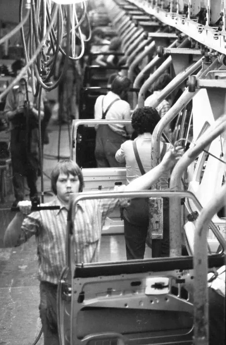 Framed Print : Production of the Golf at the VW plant on 10