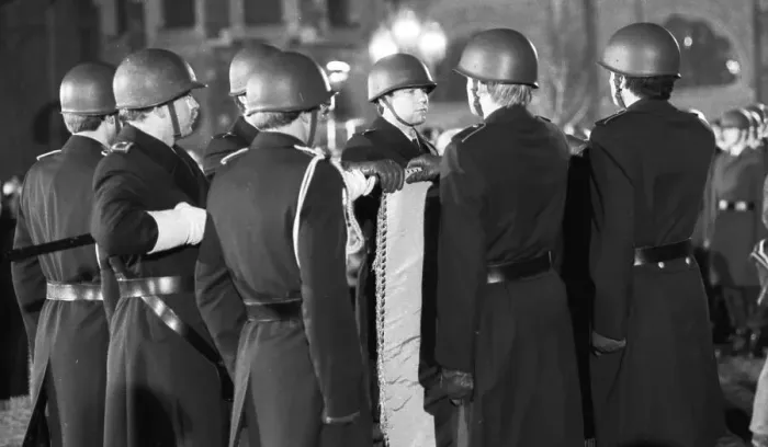Framed Print : Public swearing-in ceremony of Bundeswehr recruits in Bonn