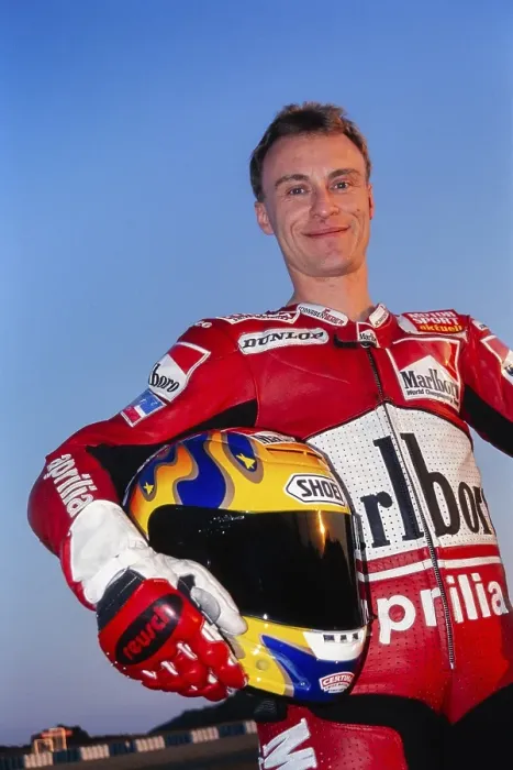 Framed Print : Racer Ralf Waldmann (DEU), portrait, Aprilia 250 ccm, Motorcycle World Championship 1999, Germany, Europe Framed Print : Racer Ralf Waldmann (DEU), portrait, Aprilia 250 ccm, Motorcycle World Championship 1999, Germany, Europe