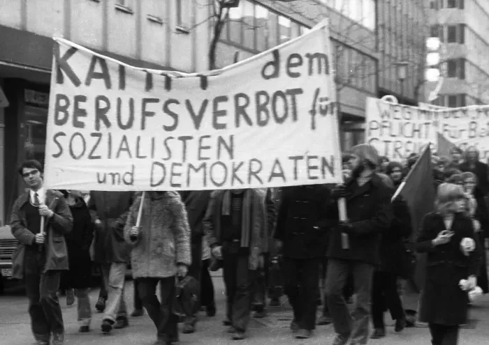 Framed Print : Against the Radical Decree and for the lifting of the ban on the KPD