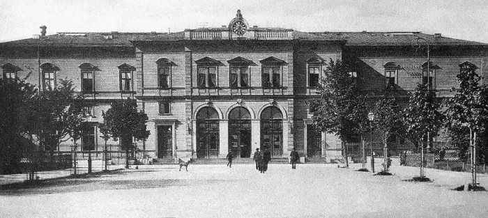 Framed Print : Railway station, 1903, Rosenheim