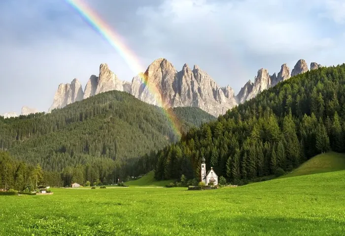 Framed Print : Rainbow in front of the church St