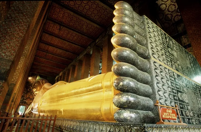 Framed Print : Reclining Buddha, reclining, temple Framed Print : Reclining Buddha, reclining, temple