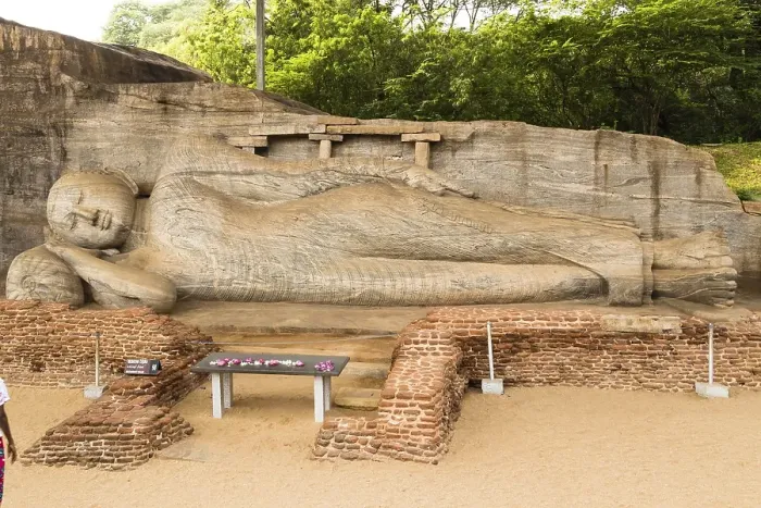 Framed Print : Reclining Buddha statue, which depicts the Buddha's Parinirvana