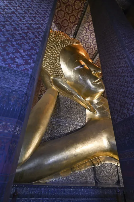 Framed Print : Reclining Buddha in Wat Pho, Temple of the Reclining Buddha