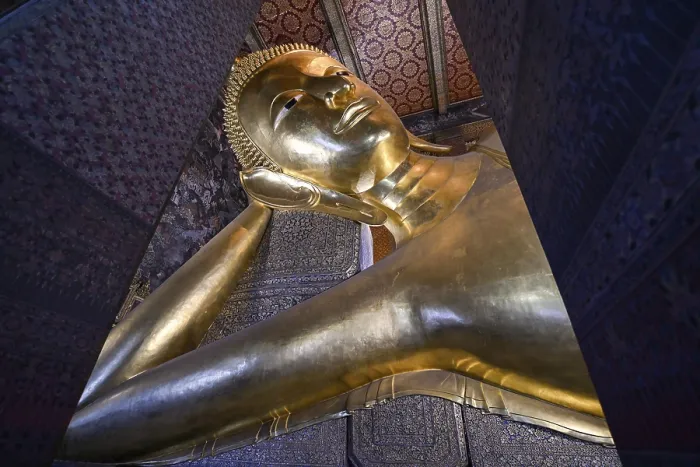 Framed Print : Reclining Buddha in Wat Pho, Temple of the Reclining Buddha