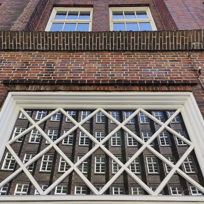 Framed Print : Reflection of the facade of the Sprinkenhof Framed Print : Reflection of the facade of the Sprinkenhof