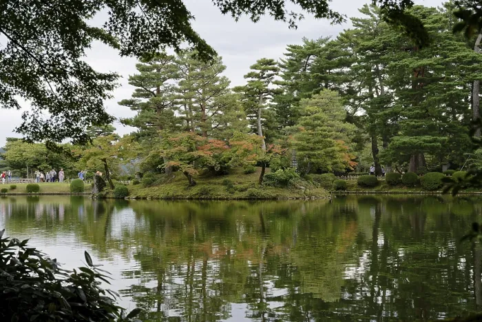 Framed Print : Reflection, Kasumiga-ike Pond, Kenroku-en Garden