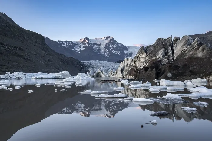 Framed Print : Reflection in the Svinafellslon glacier lagoon with ice floes