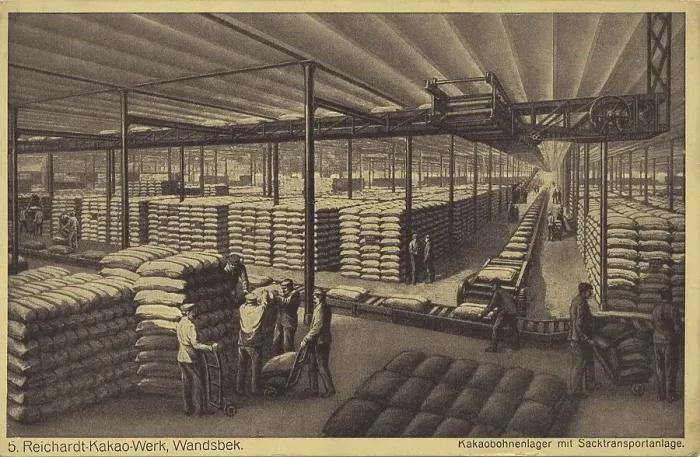 Framed Print : Reichardt Kakaowerk, Wandsbek, cocoa bean warehouse with bag transport system Framed Print : Reichardt Kakaowerk, Wandsbek, cocoa bean warehouse with bag transport system