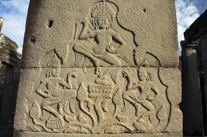 Framed Print : Relief of dancers, Bayon temple