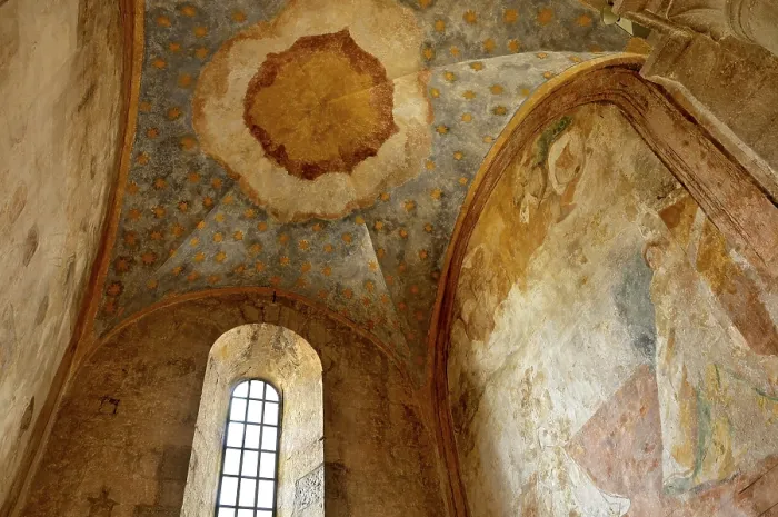 Framed Print : Remains of 14th century frescoes