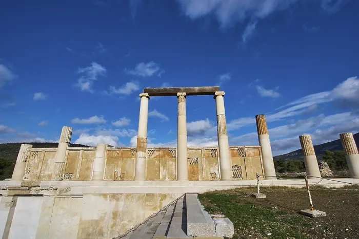 Framed Print : Remains of an ancient temple with majestic columns under a slightly cloudy sky