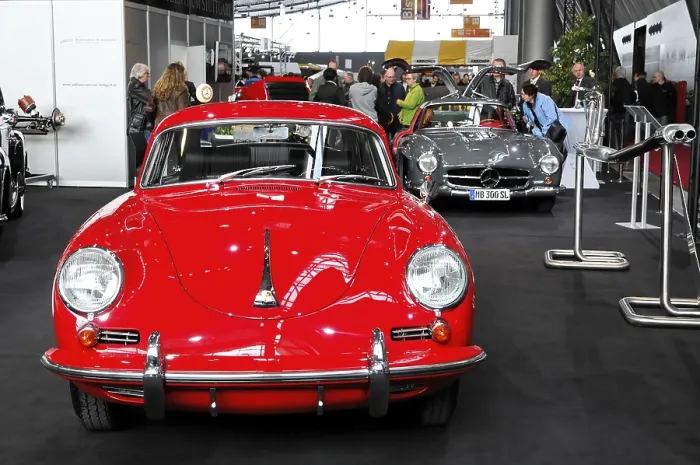 Framed Print : RETRO CLASSICS 2010, Stuttgart Messe