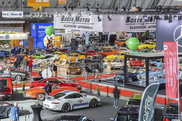 Framed Print : Retro Classics car show opens in Stuttgart Framed Print : Retro Classics car show opens in Stuttgart