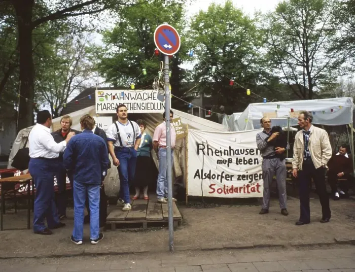 Framed Print : Rheinhausen. Vigil of the settlers of the Margarethensiedlung because of rent problems ca Framed Print : Rheinhausen. Vigil of the settlers of the Margarethensiedlung because of rent problems ca