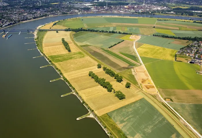 Framed Print : Rhine at Mundelheim with Uerdingen opposite and BundesstraBe 288 bridge