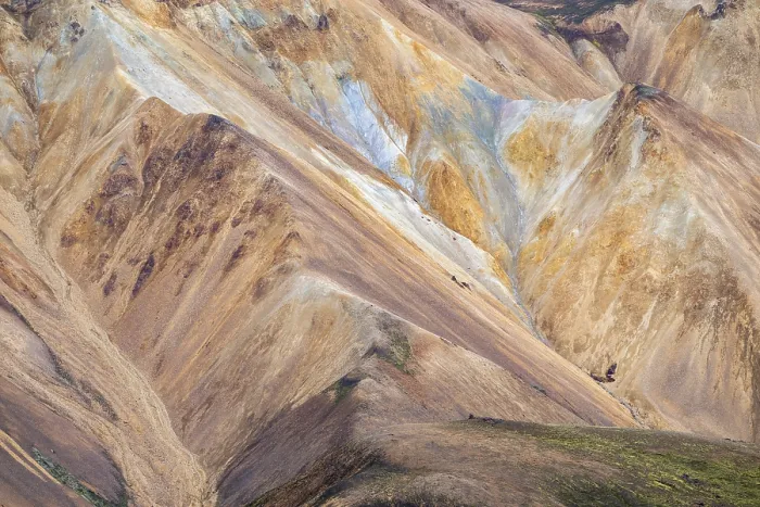 Framed Print : Rhyolite mountains in Landmannalaugar Framed Print : Rhyolite mountains in Landmannalaugar