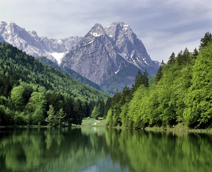 Framed Print : Riessersee lake in spring, Garmisch Partenkirchen