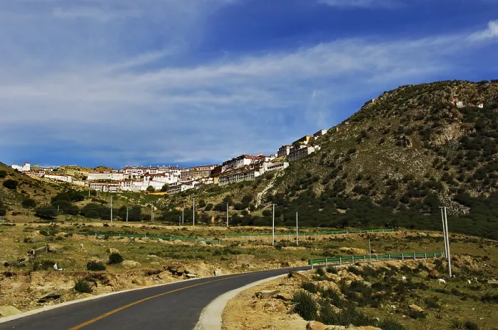 Framed Print : Road to the monastery of Ganden, Tibet Framed Print : Road to the monastery of Ganden, Tibet