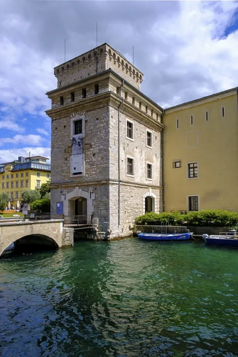 Framed Print : Rocca del Garda moated castle, Riva del Garda