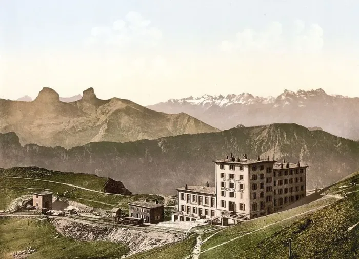 Framed Print : Rochers de Naye Grand Hotel und Eisenbahn Framed Print : Rochers de Naye Grand Hotel und Eisenbahn