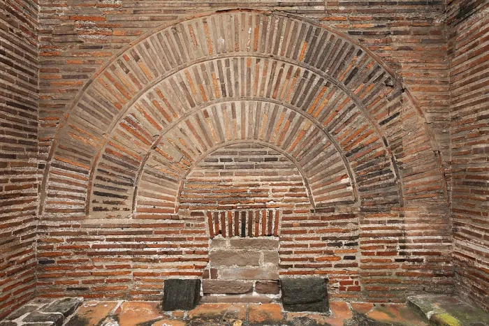 Framed Print : Roman wall with brick round arch above a sewer Framed Print : Roman wall with brick round arch above a sewer
