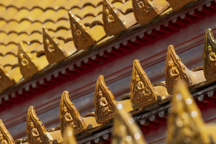 Framed Print : Roof decoration at the Uposatha Hall