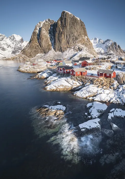 Framed Print : Rorbuer fishermen's cabins on the snowy fjord Framed Print : Rorbuer fishermen's cabins on the snowy fjord