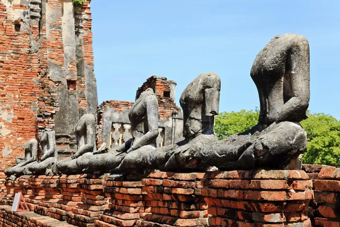 Framed Print : Row of ruin buddha statue in wat chai wattanaram