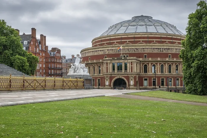 Framed Print : Royal Albert Hall concert hall