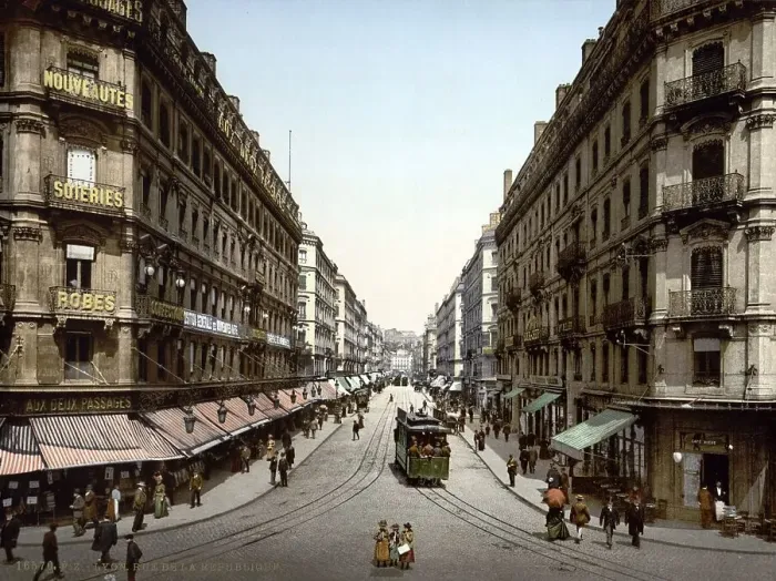 Framed Print : Rue de la republic, Lyon in 1890 Framed Print : Rue de la republic, Lyon in 1890