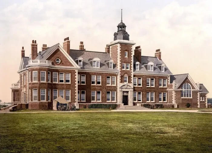 Framed Print : Rustington Convalescent Home, nursing home Rustington