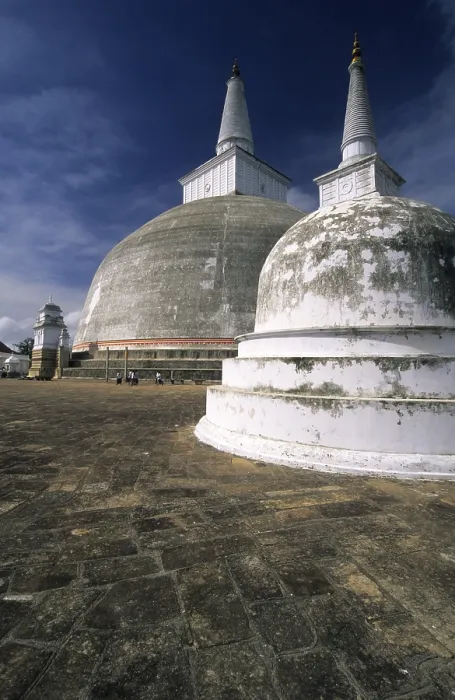 Framed Print : Ruvanvelisaya Dagoba in Anuradhapura Framed Print : Ruvanvelisaya Dagoba in Anuradhapura
