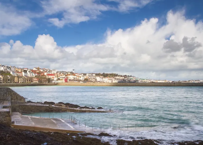 Framed Print : Saint Peter Port, Guernsey. Natural Pool