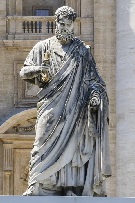 Framed Print : Saint Peter statue in front of Cathedral