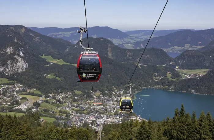 Framed Print : Sankt Gilgen am Wolfgangsee with Zwoelferhorn cable car Framed Print : Sankt Gilgen am Wolfgangsee with Zwoelferhorn cable car