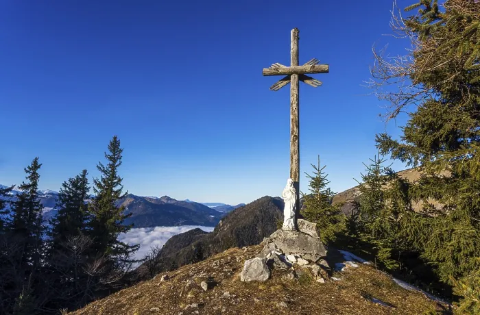 Framed Print : Sankt Wolfgang, summit cross auf der Vormaueralm