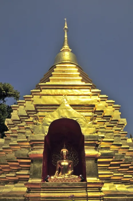 Framed Print : Sareerikkatartsirirak Pagoda at Wat Phan On Framed Print : Sareerikkatartsirirak Pagoda at Wat Phan On