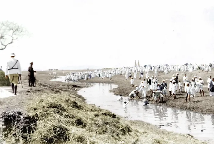 Framed Print : Satyagrahi on their way to Salt Works of Dharasana, Gujarat, India, Asia, April 1930, Asia Framed Print : Satyagrahi on their way to Salt Works of Dharasana, Gujarat, India, Asia, April 1930, Asia