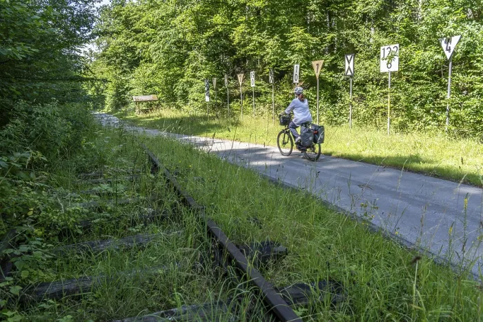 Framed Print : Sauerlandring cycle path, an 84 km long circular cycle path between the towns of Finnentrop