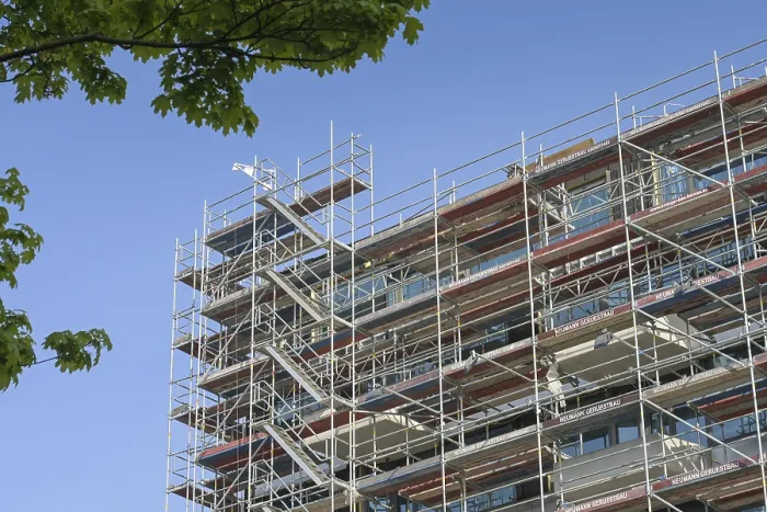 Framed Print : Scaffolding, residential building Framed Print : Scaffolding, residential building