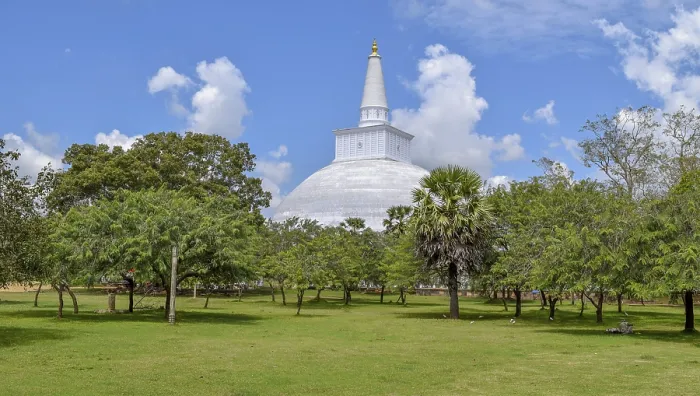 Framed Print : Scenery around Ruwanwelisaya, a stupa in Sri Lanka