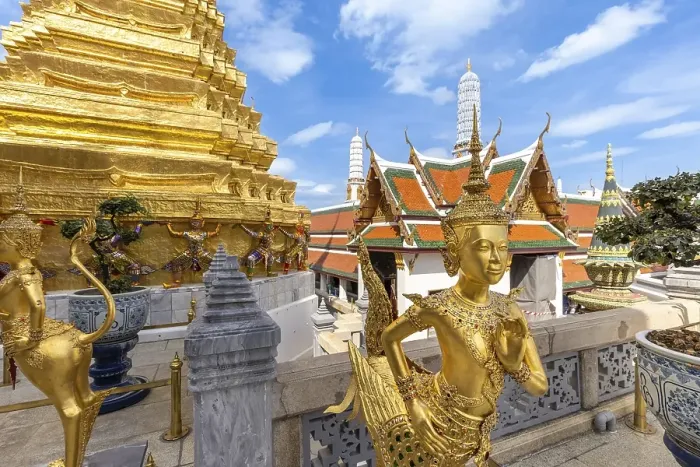 Framed Print : Scenic golden temple of emerald buddha Wat Phra Kaew in Bangkok Framed Print : Scenic golden temple of emerald buddha Wat Phra Kaew in Bangkok