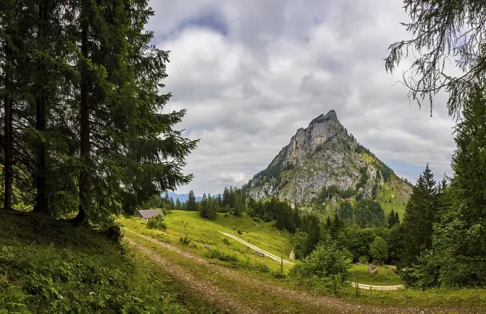 Framed Print : Schartenalm with view of the Sparber Framed Print : Schartenalm with view of the Sparber