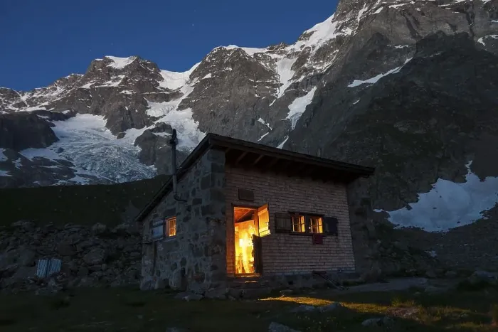 Framed Print : Schmadrihuette mountain hut illuminated at dusk Framed Print : Schmadrihuette mountain hut illuminated at dusk