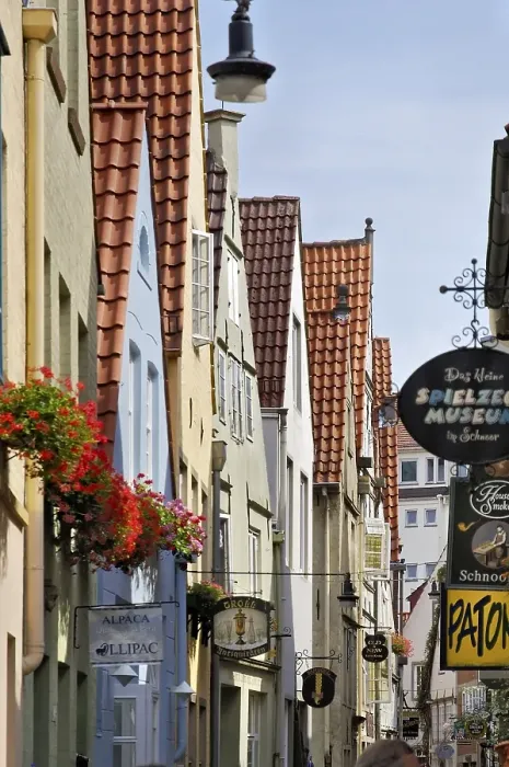 Framed Print : Schnoor Quarter, old part of town