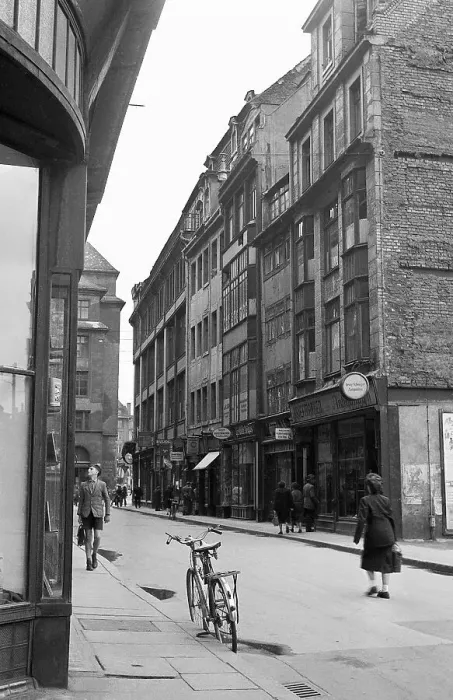 Framed Print : Schuhmachergaesschen, 1955, Leipzig