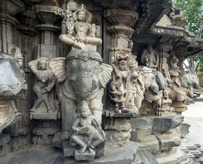Framed Print : Sculpture kopeshwar temple, Kolhapur
